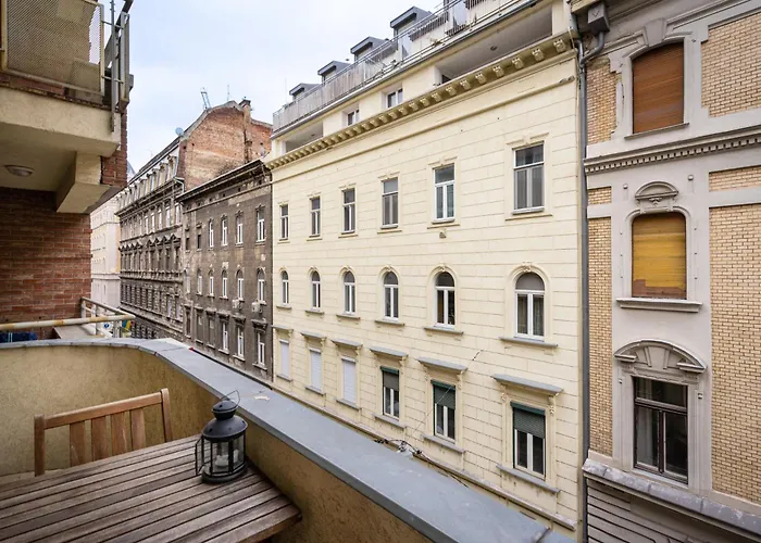 Paulay Deluxe 2 شقة بودابست