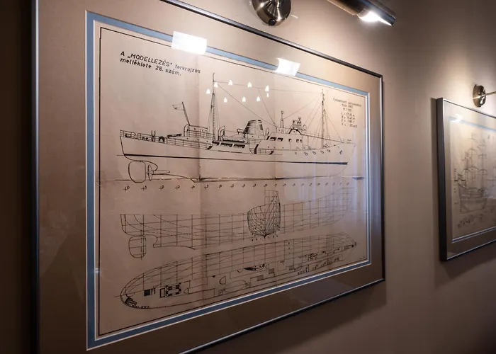 Paulay Deluxe 2 بودابست