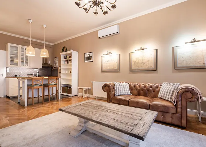 Paulay Deluxe 2 بودابست