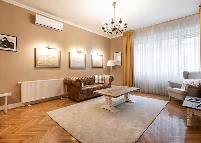 Paulay Deluxe 2 شقة بودابست