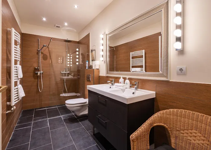 Paulay Deluxe 2 * بودابست