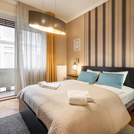 Paulay Deluxe 2 Budapest